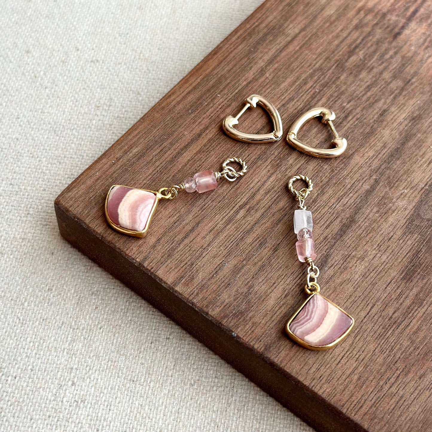 Rhodochrosite Heart-shaped Gold-plated Two-way Ear Hoop