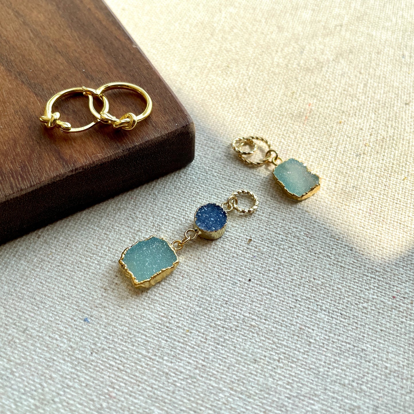 Blue Druzy Stone And Knots Gold-plated Two-way Ear Hoop