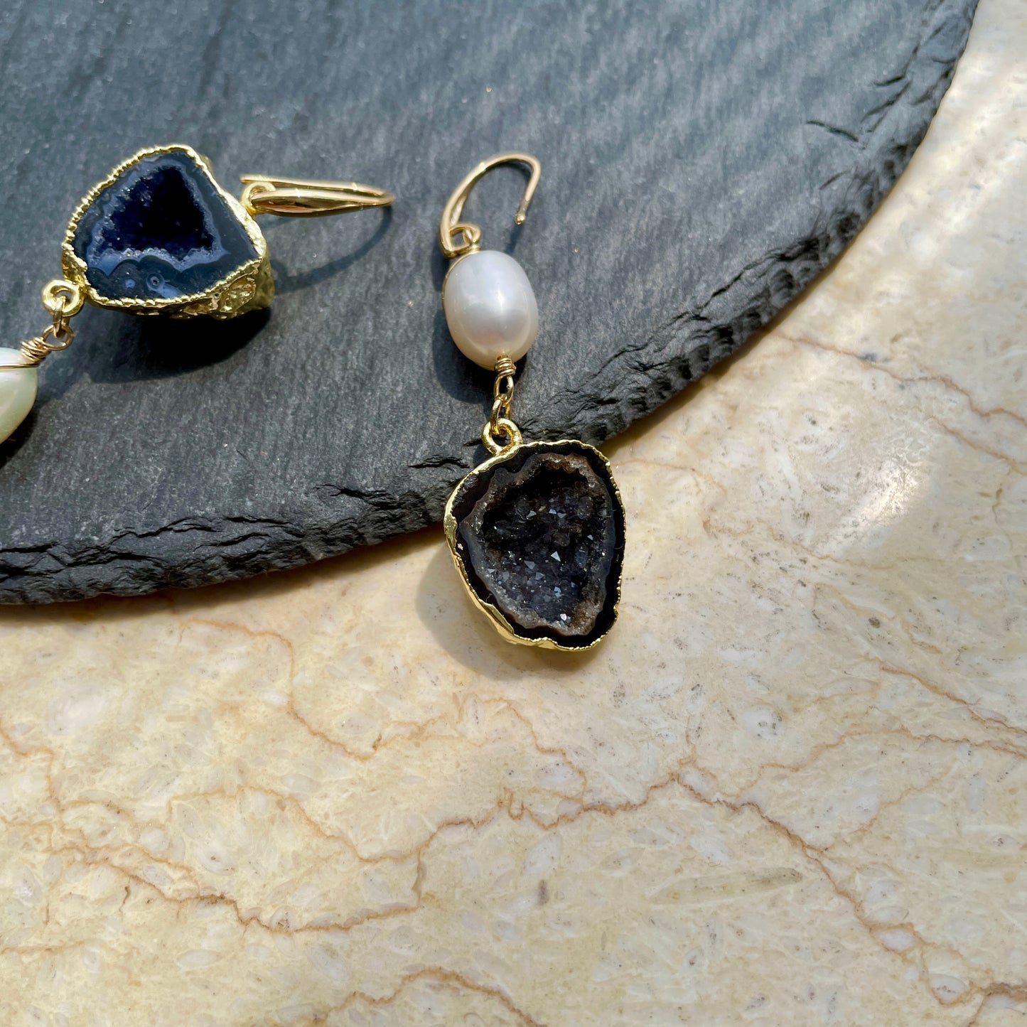 Black Agate And Freshwater Pearl Earring