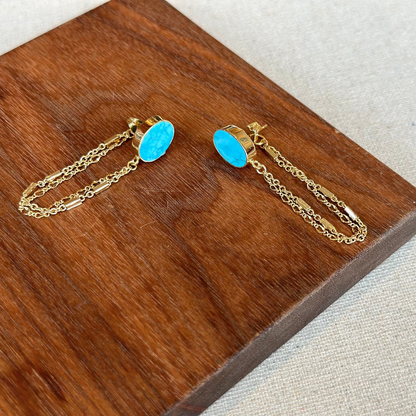 Turquoise And Chain Hoop-like Gold-plated Earring