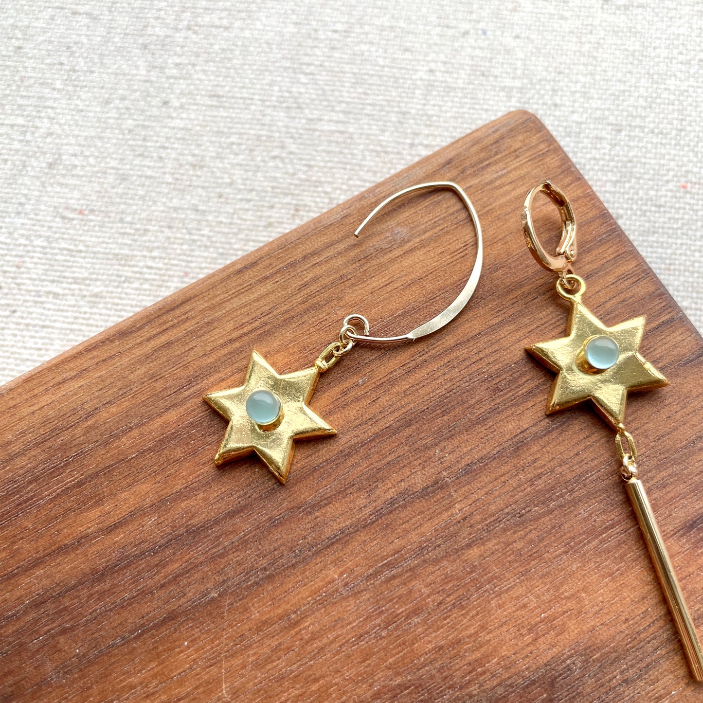 Star-shaped Aqua Chalcedony Earring